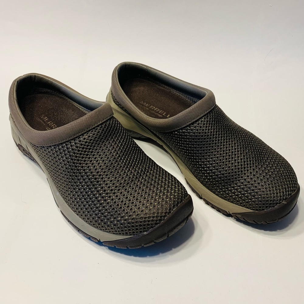 Merrell Encore breeze dark earth mesh slip-on shoe. Women’s size 7.5.